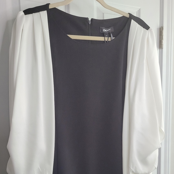 Dress - Picture 1 of 7